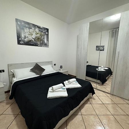 Casa Vacanza Elena 2 Verona Kültér fotó