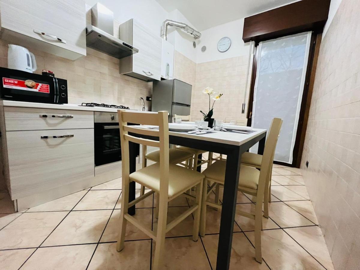 Casa Vacanza Elena 2 Verona Kültér fotó
