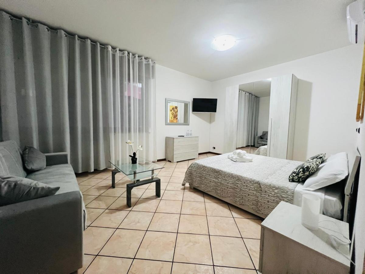 Casa Vacanza Elena 2 Verona Kültér fotó